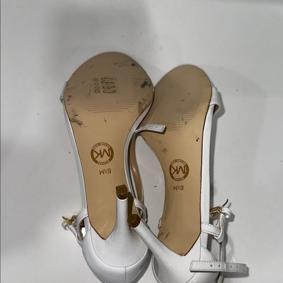 Michael Kors White Women's Sandals - Picture 5 of 9